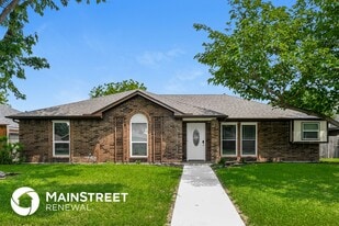 7717 Swiss Way in Rowlett, TX - Building Photo