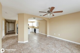 11355 Fire Canyon in San Antonio, TX - Building Photo - Building Photo