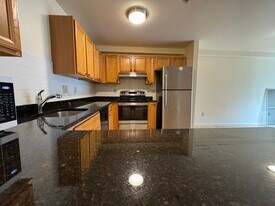 34 Raymond St, Unit 34A in Boston, MA - Building Photo