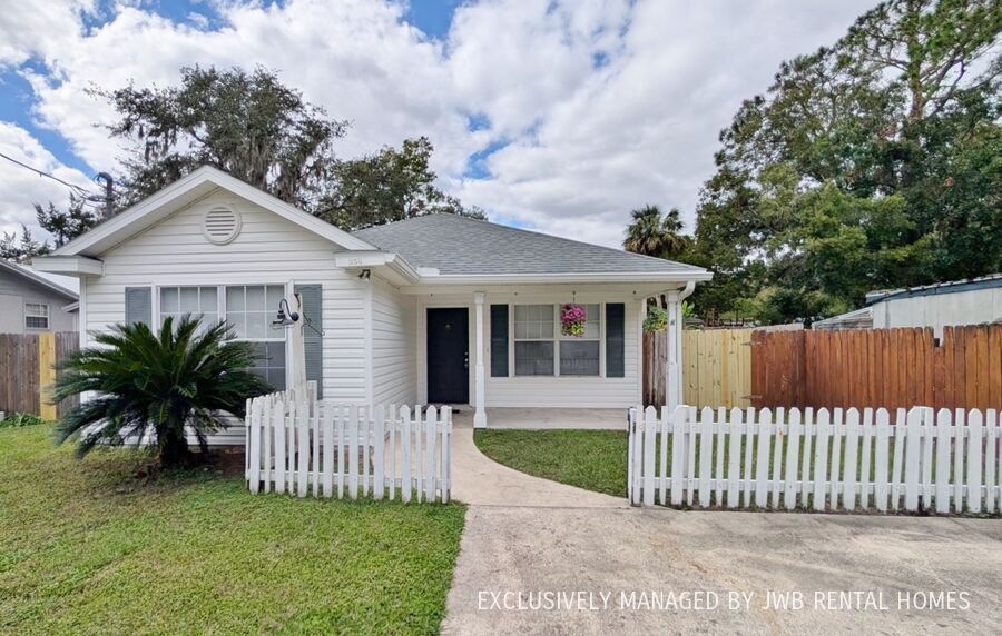 358 Varella Ave in St. Augustine, FL - Building Photo