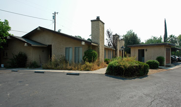 2955 E Peralta Way in Fresno, CA - Building Photo - Building Photo