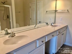 14668 Via Sorrento Dr in Charlotte, NC - Building Photo - Building Photo