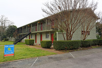 Alpine Apartments in Georgetown, TX - Building Photo - Building Photo