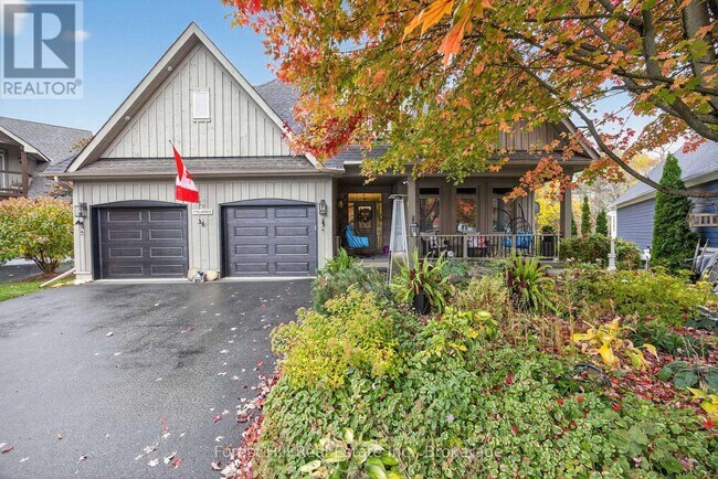19 Breakwater Ct in Gravenhurst, ON - Building Photo - Building Photo