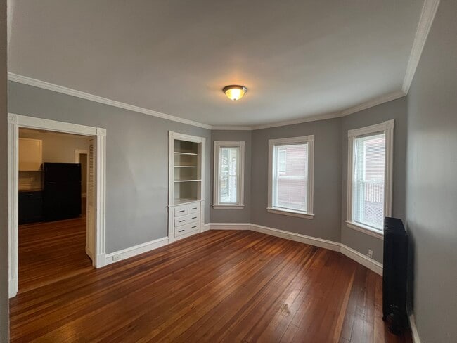 property at 9 Mt Vernon St