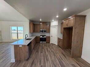 1216 N 6th St in Wolfforth, TX - Building Photo - Building Photo