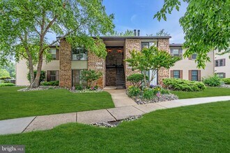 135A Birchfield Ct in Mount Laurel, NJ - Building Photo - Building Photo