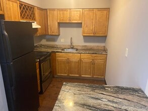 23855 David Dr, Unit 23855 David Drive in North Olmsted, OH - Building Photo - Building Photo