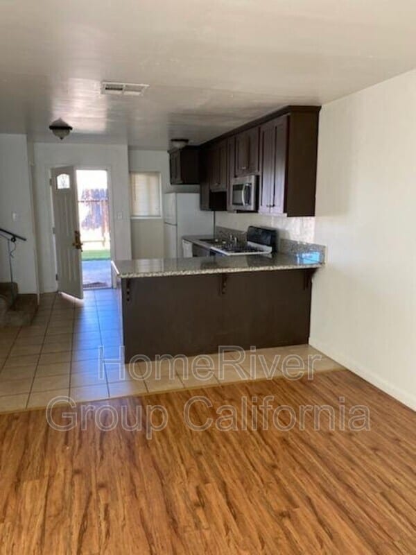property at 1116 Evelyn Ln