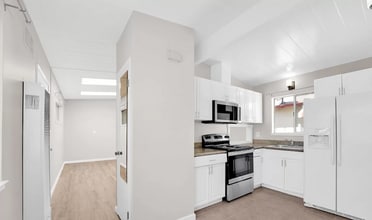 3271 Alma St in Palo Alto, CA - Building Photo - Building Photo