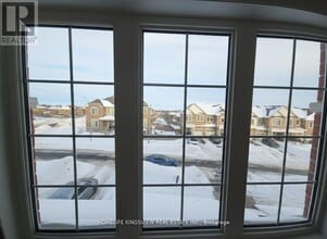 2146 Speare Ct in Innisfil, ON - Building Photo - Building Photo