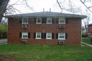 1923 Oxford Cir in Lexington, KY - Foto de edificio