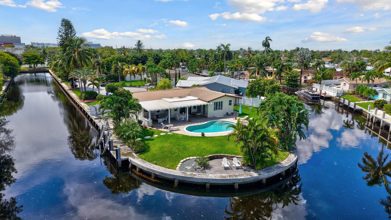 1101 SE 9th Terrace in Pompano Beach, FL - Building Photo