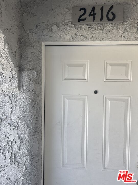 2416 W 48th St-Unit -2416 in Los Angeles, CA - Building Photo - Building Photo