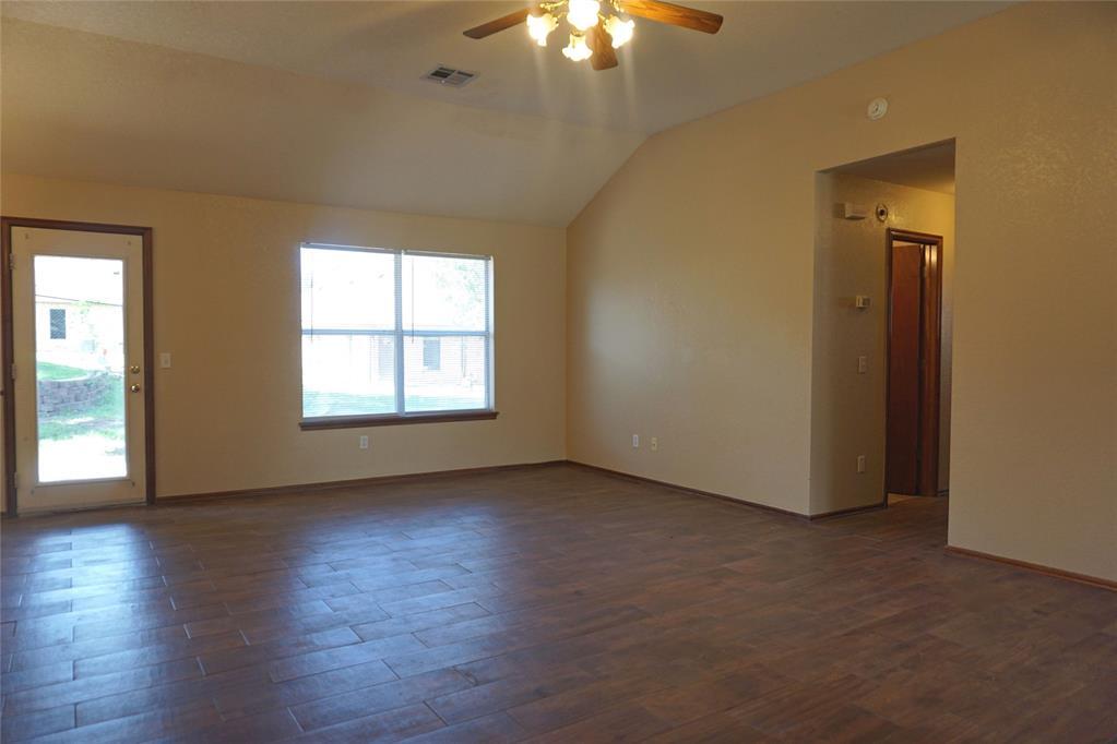 623 Rimrock Rd in Edmond, OK - Building Photo