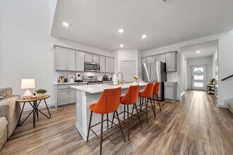 14008 Zuhause Dr in Pflugerville, TX - Building Photo - Building Photo