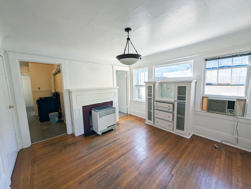 2630 E St in Sacramento, CA - Building Photo