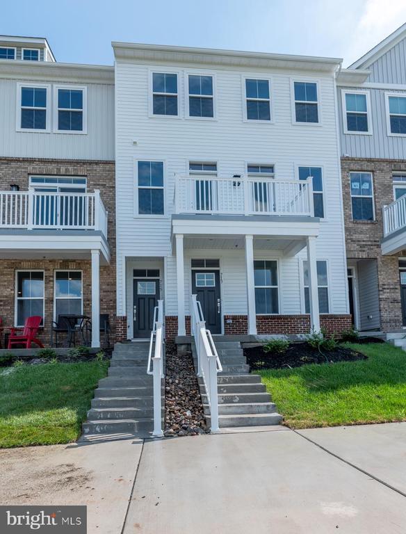 715 Platinum Dr in Phoenixville, PA - Foto de edificio - Building Photo