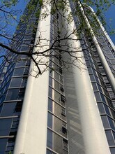 930 Kaheka St, Unit 35th Fl. in Honolulu, HI - Building Photo - Building Photo