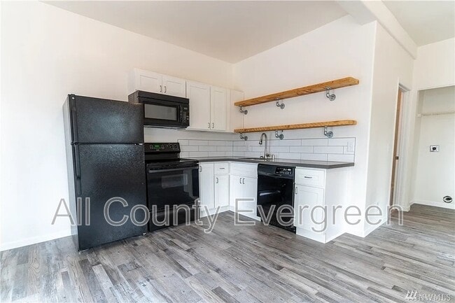 property at 21212 119th St E