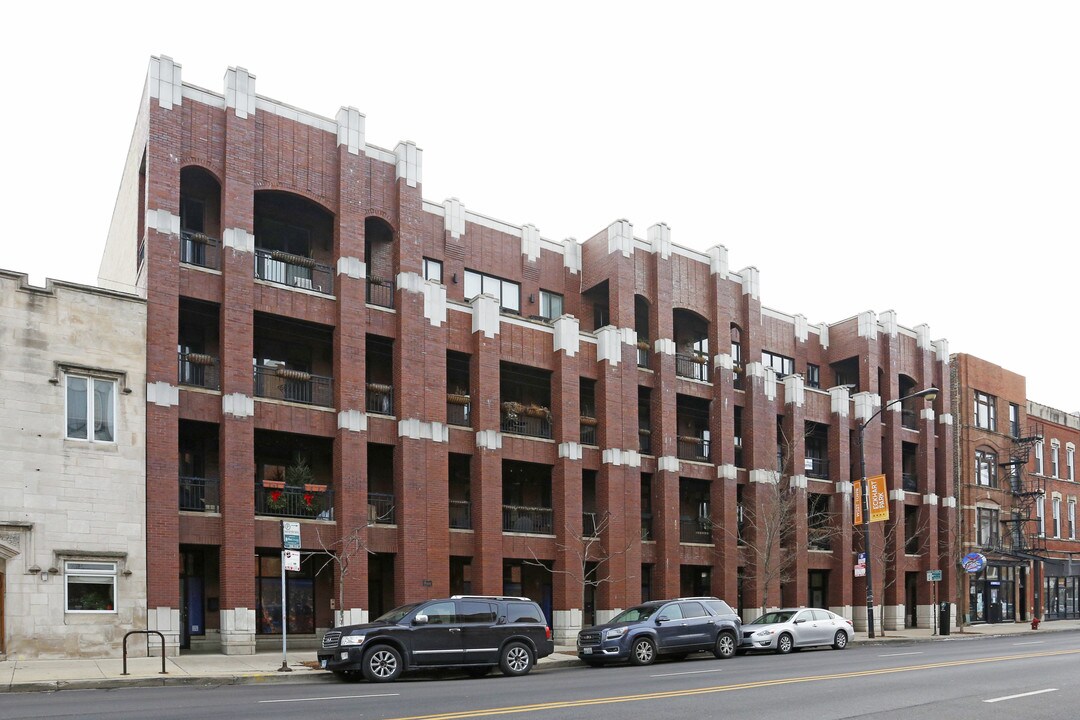 1411-1417 W Chicago Ave in Chicago, IL - Building Photo