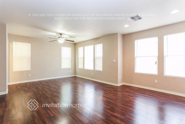 8961 Stephanie Jean Ct in Las Vegas, NV - Building Photo - Building Photo
