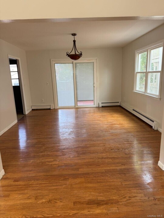 80 Slocum Ave-Unit -1 in Yonkers, NY - Building Photo