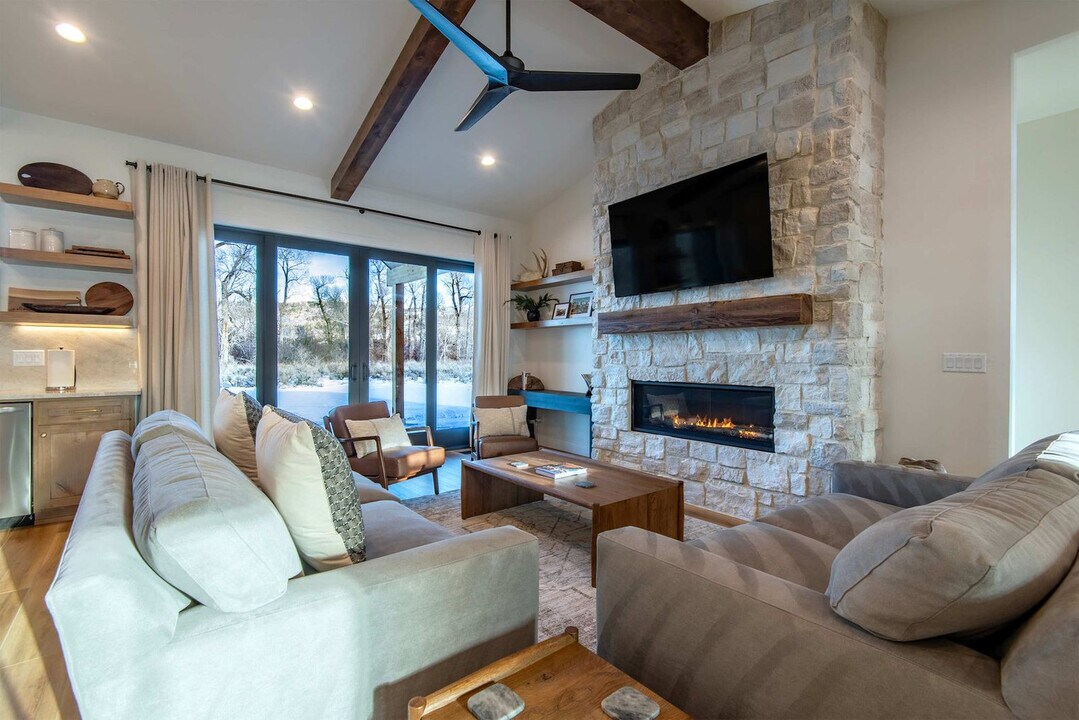 9187 Timberline Loop in Victor, ID - Building Photo