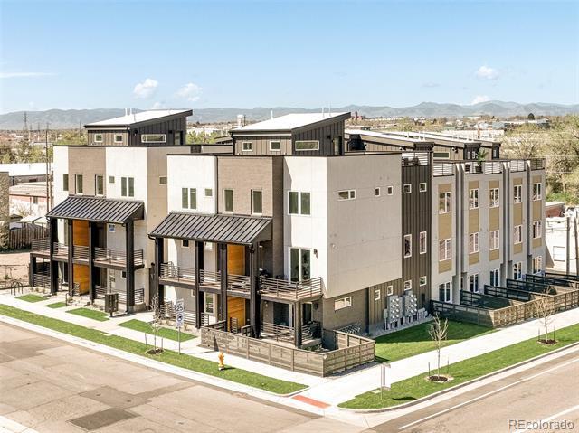 property at 2105 S Galapago St