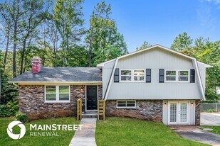 5241 Goldmar Dr in Irondale, AL - Building Photo