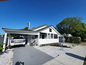 624 S 12th St in Fort Pierce, FL - Building Photo - Building Photo