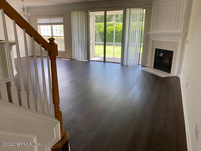 property at 11177 Castlemain Cir W