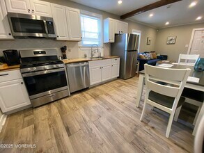 215 Webster Ave in Seaside Heights, NJ - Building Photo - Building Photo
