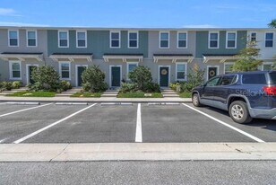 8897 Daybreak St in Sarasota, FL - Building Photo