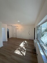 10074 E Bay Harbor Dr in Bay Harbor Islands, FL - Building Photo - Building Photo