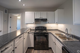 Cherry Hill Apartments in Oklahoma City, OK - Foto de edificio - Building Photo