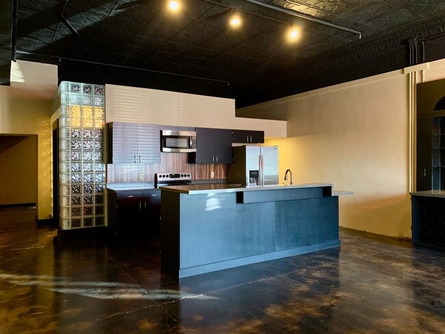 110 W Huntington Ave