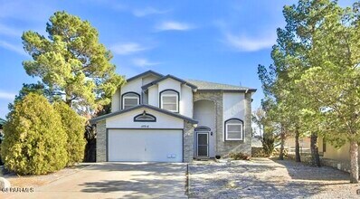 10916 Loma De Luz Pl in El Paso, TX - Building Photo - Building Photo