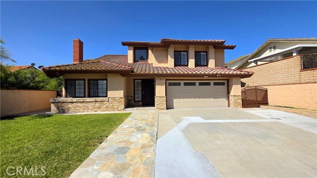 property at 335 Eola Dr