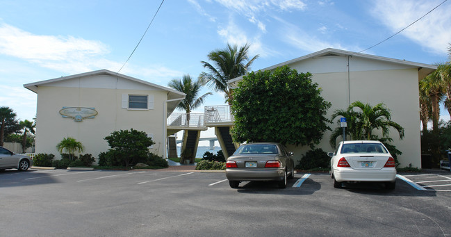 Aqua in Sarasota, FL - Building Photo - Building Photo