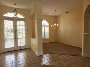 5282 Far Oak Cir in Sarasota, FL - Building Photo - Building Photo