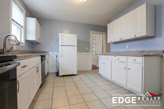 31 Benjamin Rd, Unit 1 in Belmont, MA - Foto de edificio - Building Photo