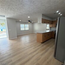 1403 SE 11th St in Cape Coral, FL - Building Photo - Building Photo