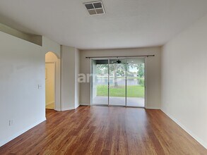 1609 Delano Trent St in Ruskin, FL - Building Photo - Building Photo