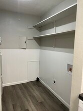 610 Alta Ave, Unit 2 in Englewood, OH - Foto de edificio - Building Photo