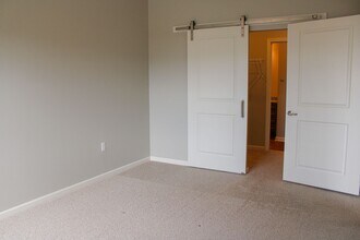 3211 Redhawk St in Coralville, IA - Building Photo - Building Photo