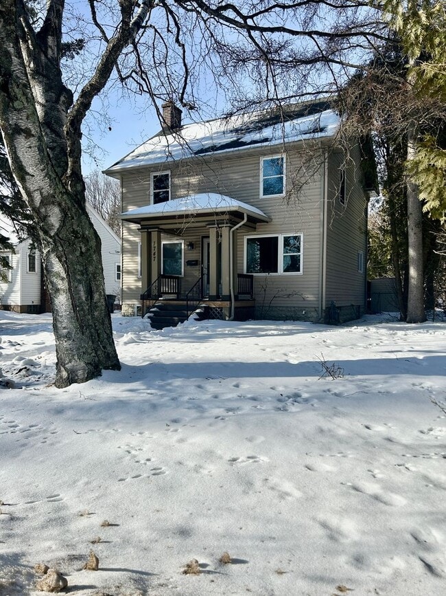 property at 1747 Woodland Ave