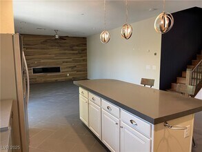 3073 Hushed Sonnet Ave in Henderson, NV - Building Photo - Building Photo