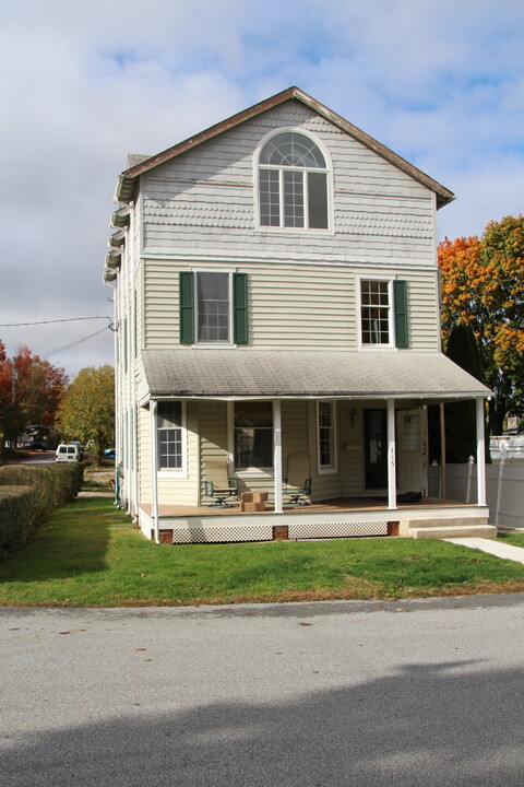 715 Berwyn Ave in Berwyn, PA - Foto de edificio