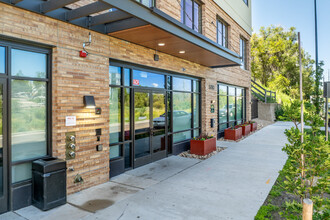 Sheridan Station Apartments in Lakewood, CO - Building Photo - Building Photo